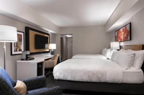 Holiday Inn - Chicago Dwtn - Wolf Point, an IHG Hotel image 16