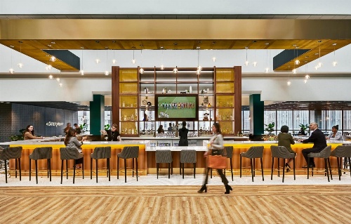 Holiday Inn - Chicago Dwtn - Wolf Point, an IHG Hotel image 2